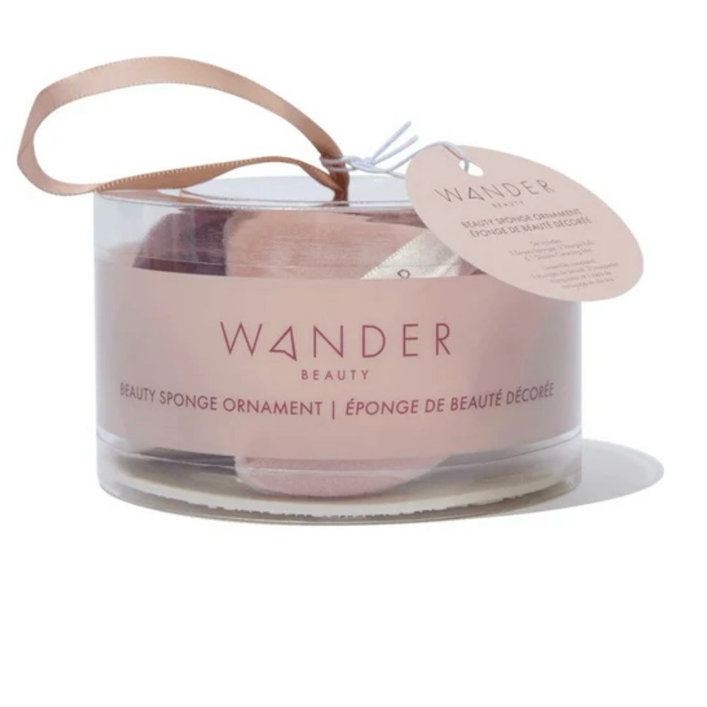 Wander Beauty Good to go Beauty Sponge Ornament